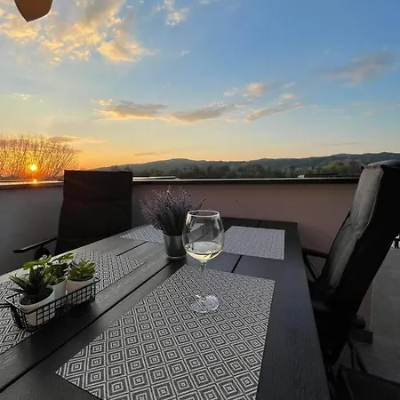 Apartament Plaza Lux *
