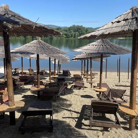 Plaza Lux Apartamento