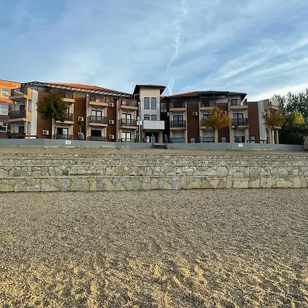 Lägenhet Plaza Lux Veliko Gradište