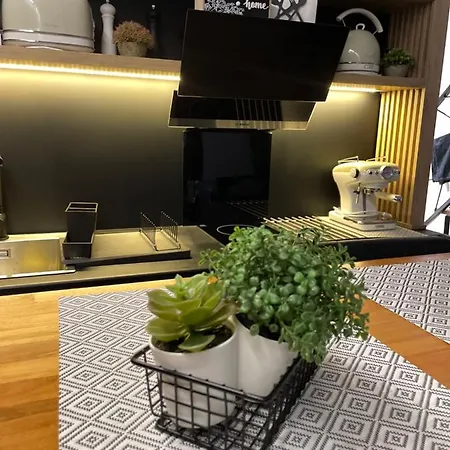 Plaza Lux Apartament *